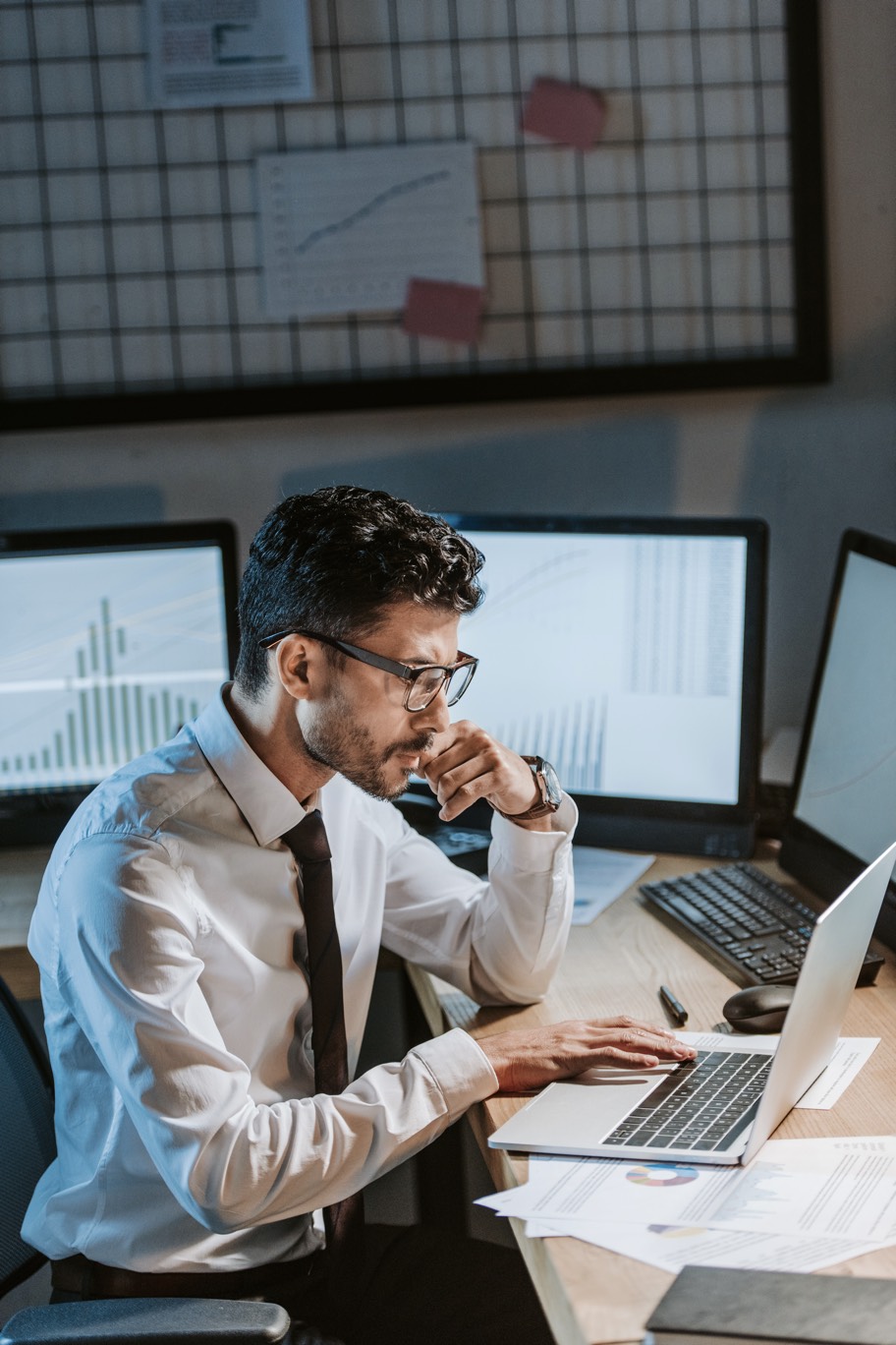 Pierre Grilliere, expert digital en communication pour la rénovation d’appartements et villas sur la Côte d’Azur'